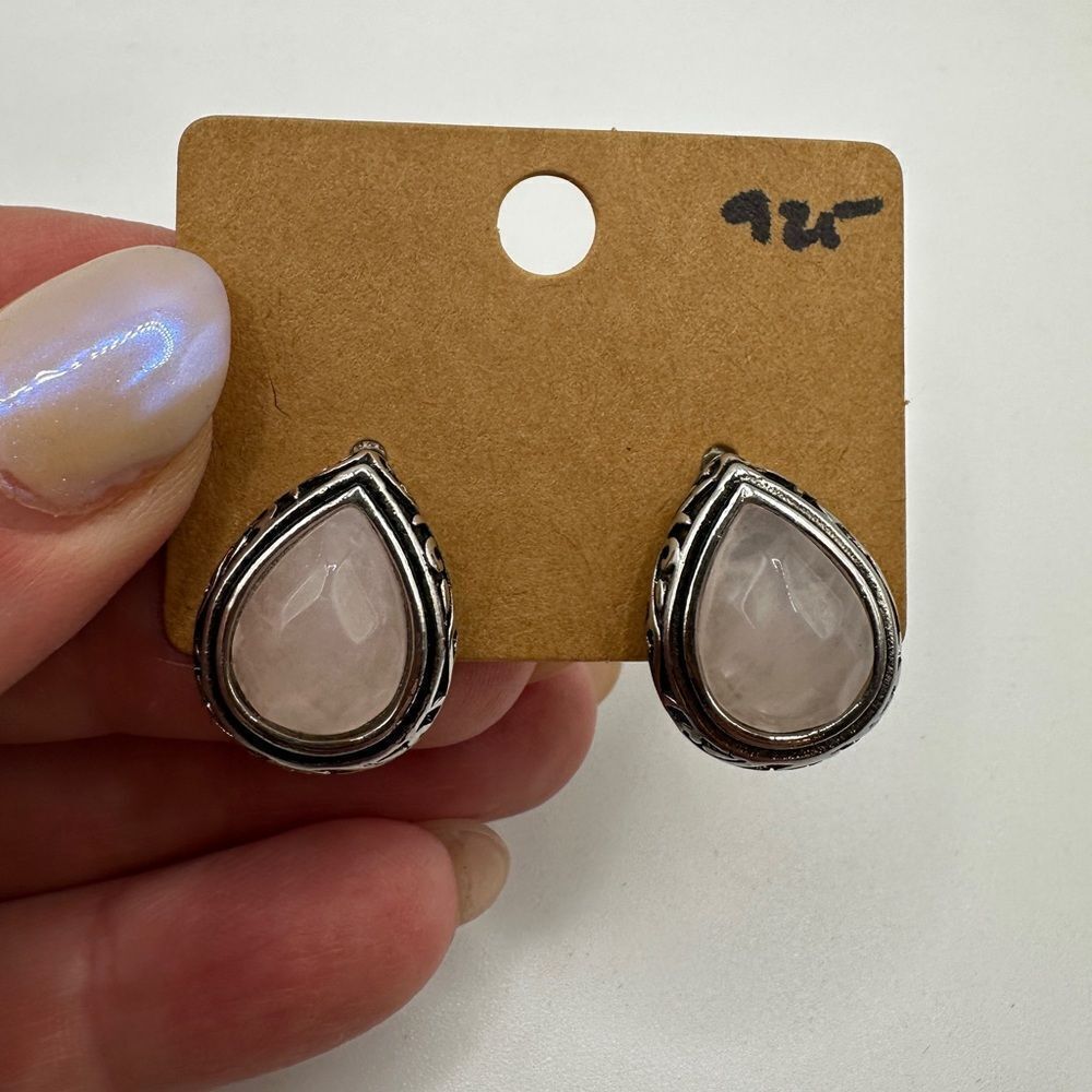 Sterling‎ silver and faceted pear shaped rose quartz stud earrings!